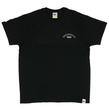 Lade das Bild in den Galerie-Viewer, Football Casuals T-Shirt - Black
