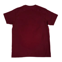 Lade das Bild in den Galerie-Viewer, Dezember T-Shirt - Burgundy
